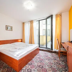 *** Hotel De Luxe Repubblica Ceca